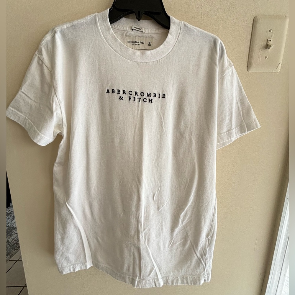 Abercrombie shirt for men bundle of two Size M white & burgundy - Picture 6 of 9